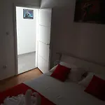 Nina Apartman